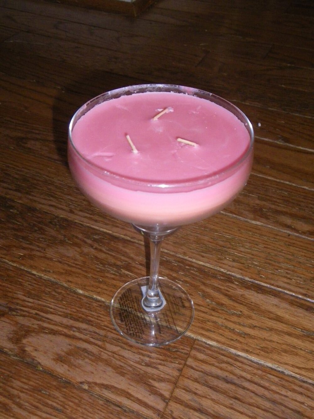Bath & Body Works Fun “Frozen Daiquiri” Tall Glass Pink Candle